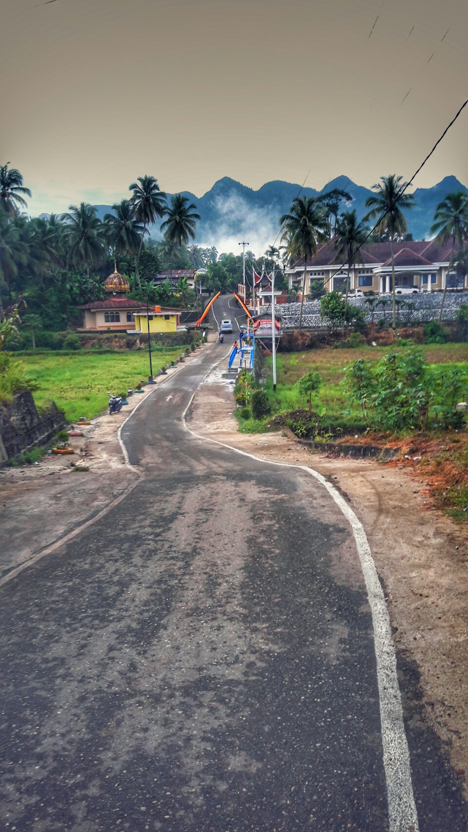 Rumah Pak Haji Bustamam (RM SEDERHANA) di Lintau