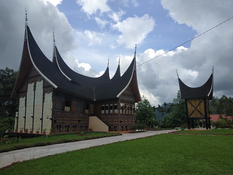 Rumah Jusuf Kalla Lintau Buo