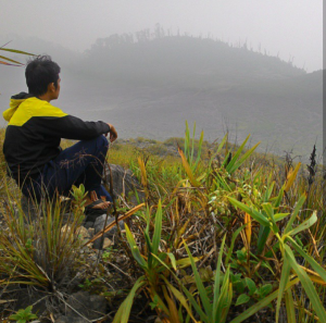 Menuju Puncak Gunung Talang Sumatra Barat