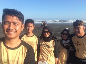 Family Trip Pantai Parangtritia