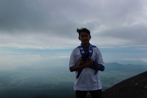 Puncak Gunung Marapi Bukittinggi