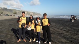 Family Trip Pantai Parangtritia